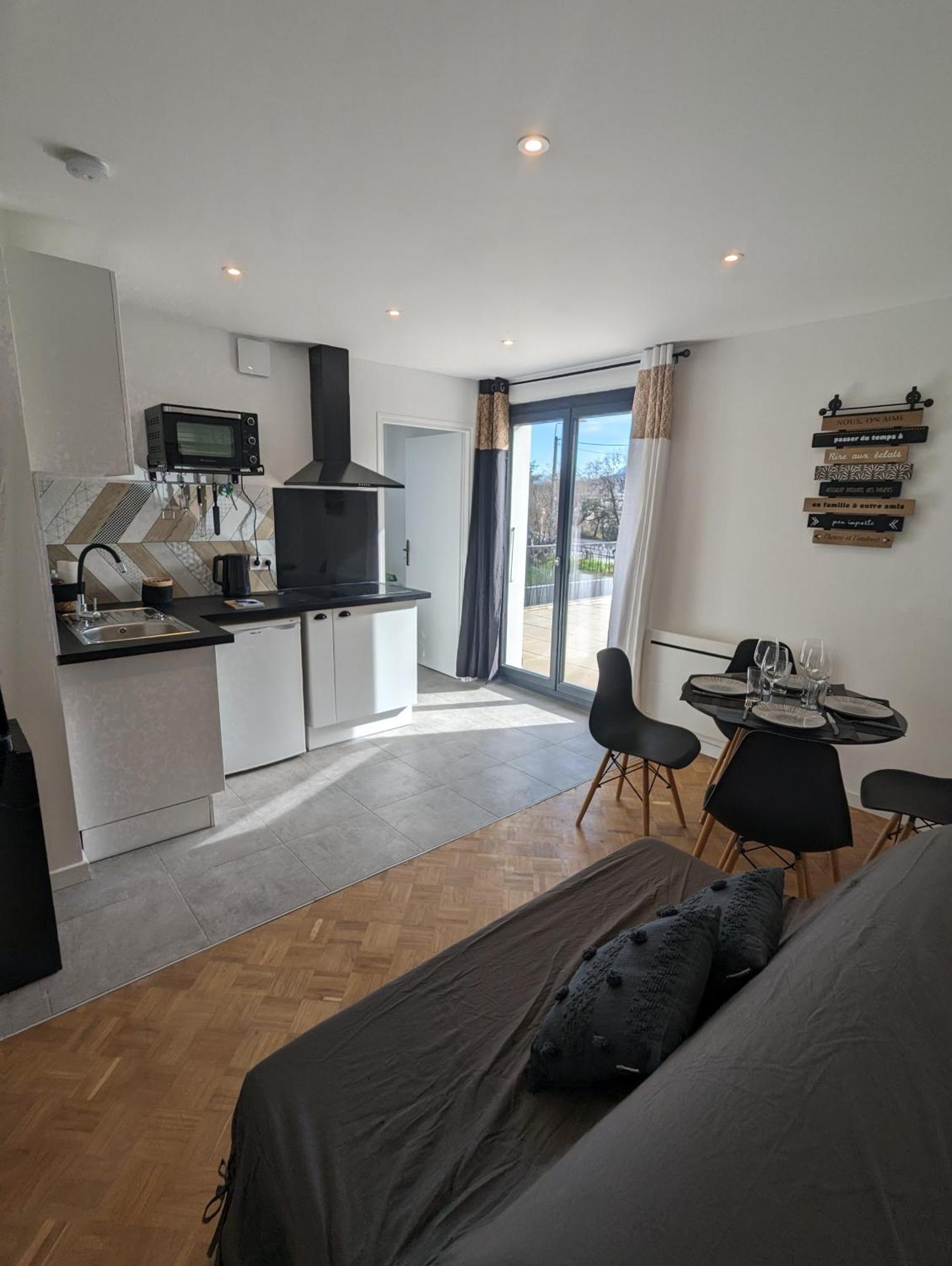 Apartamento Cosy Et Moderne - Dent D'Oche Thonon-les-Bains Exterior foto