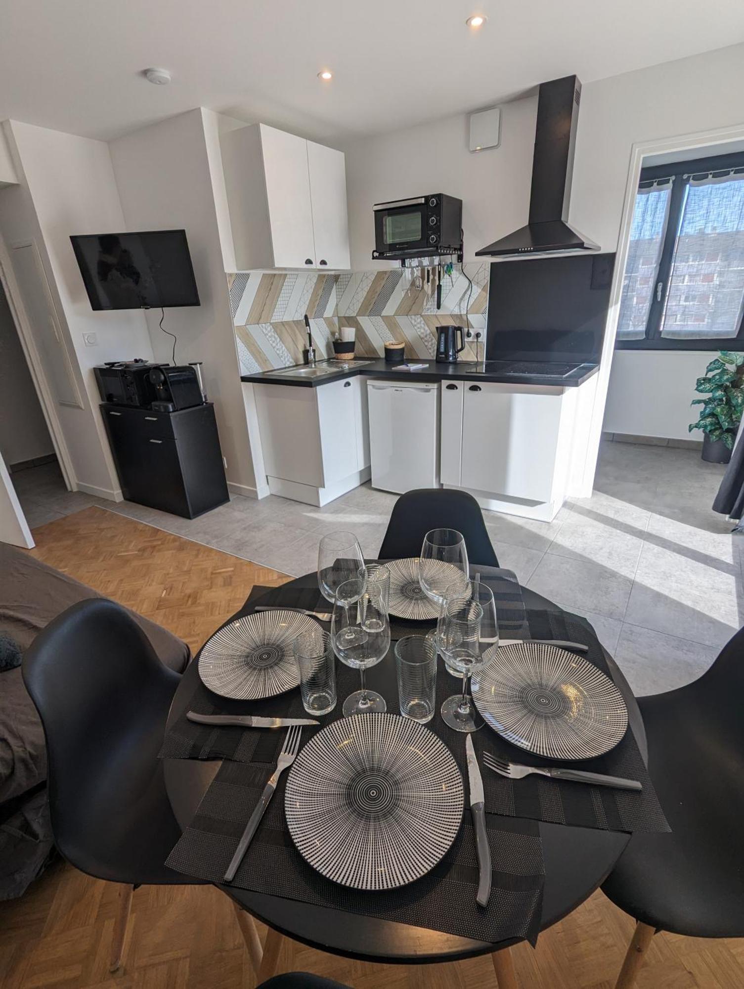 Apartamento Cosy Et Moderne - Dent D'Oche Thonon-les-Bains Exterior foto